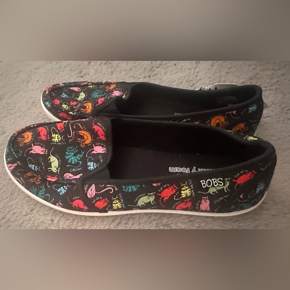 Bobs From Sketchers Cat Slipons Memory foam. - Picture 2 of 5